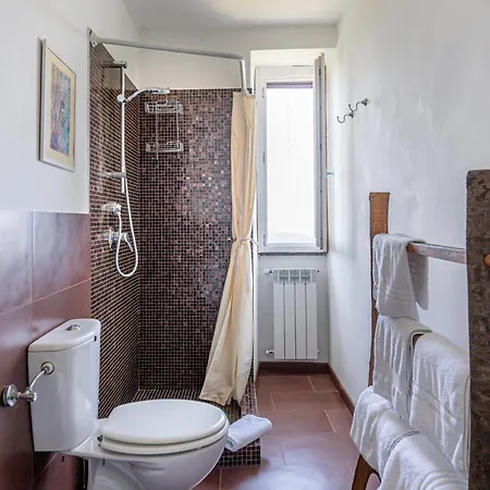 Il Viandante Konukevi Santo Stefano di Magra